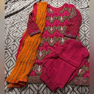3 Piece Fancy Pakistan Kameez, Trouser & Dupata Hot Pink/Antique Gold/Orange
